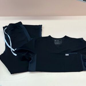 Figs Men Scrub Set Size XS